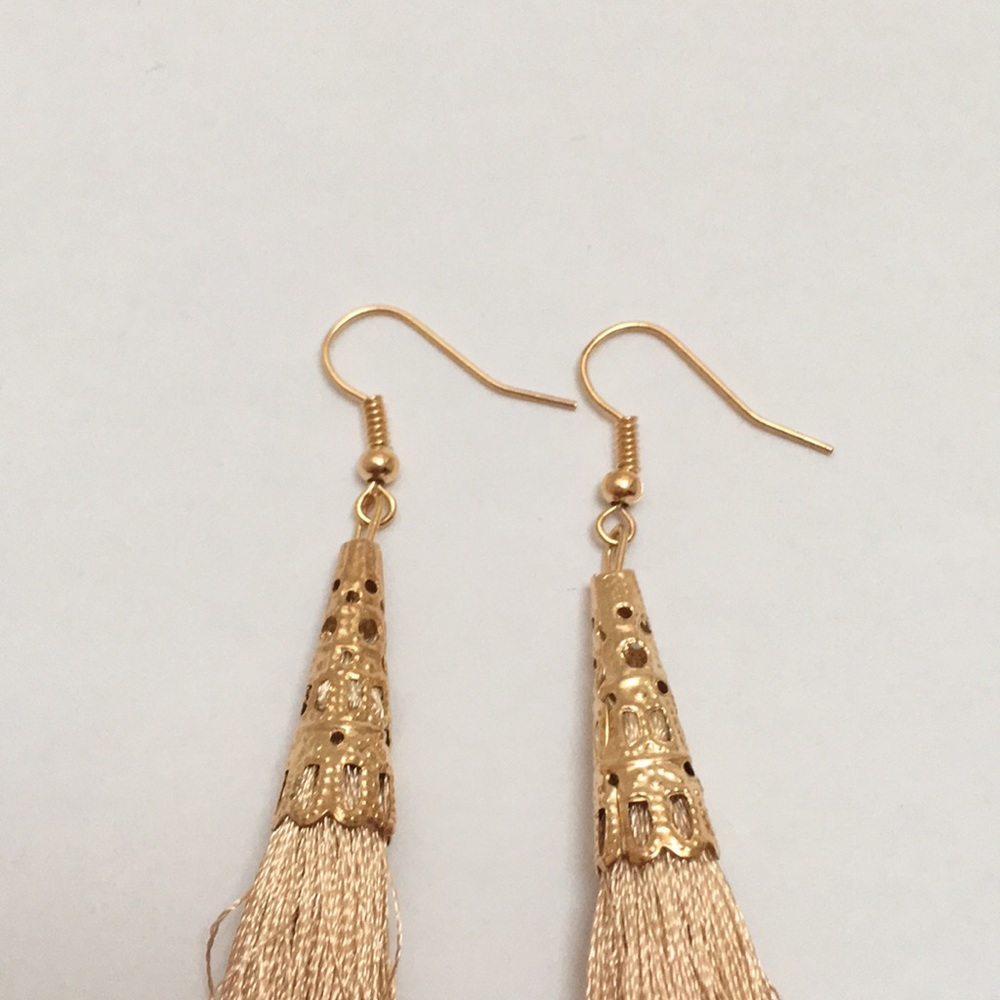 5 / $18 Bohemian Tassel Long Earring - Picture 6 of 6
